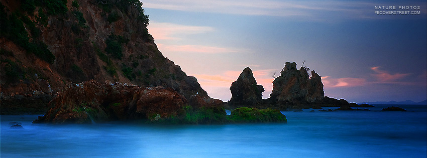 Rock Island Blue Waters Wallpaper